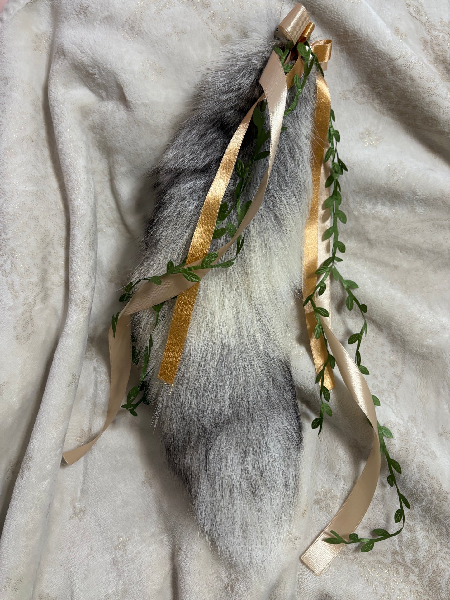 "Golden Leaf" Kitty set