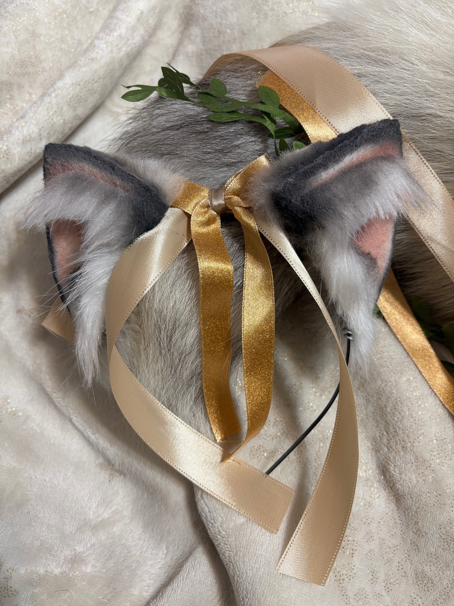 "Golden Leaf" Kitty set