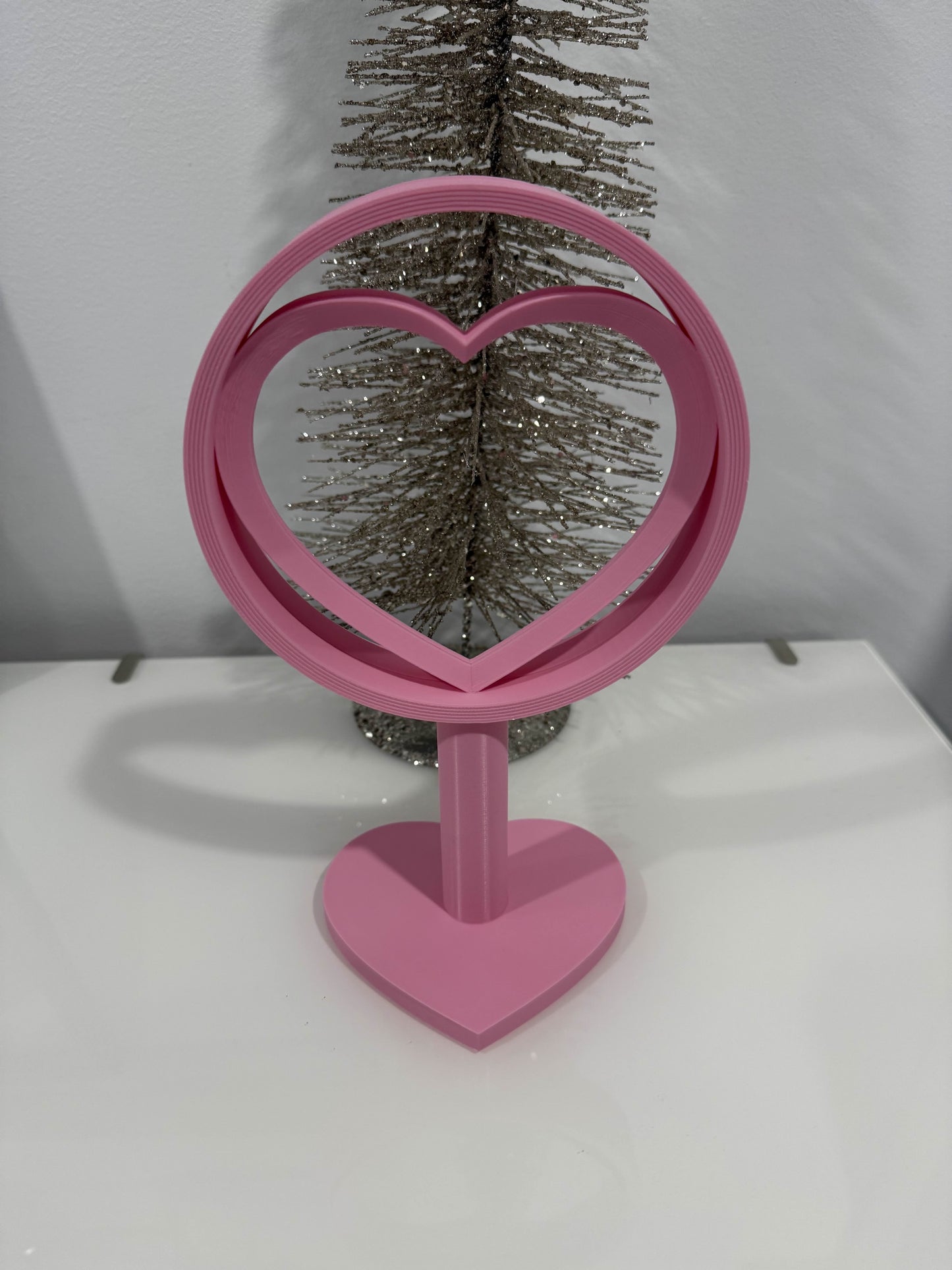 Heart Stand