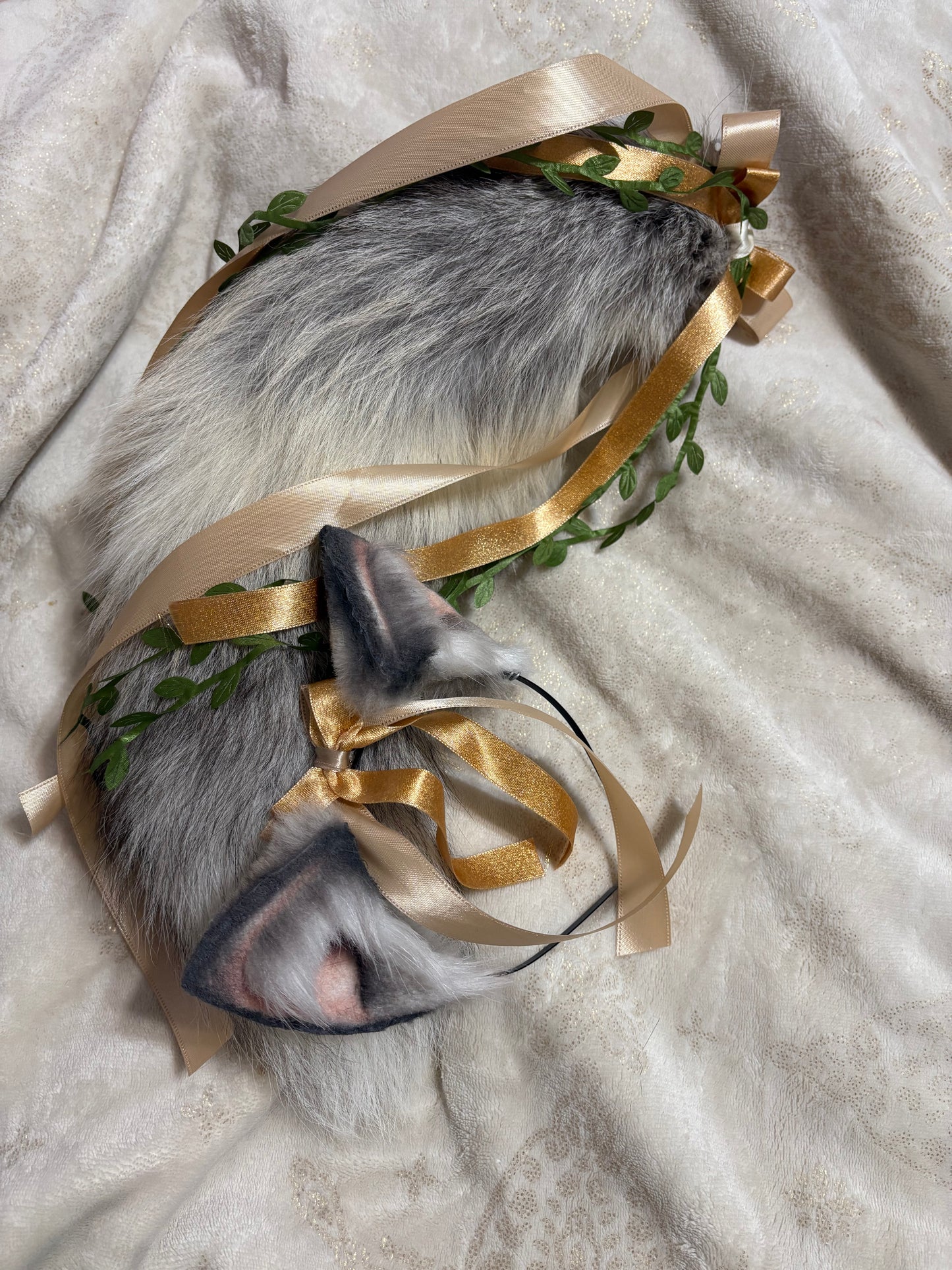 "Golden Leaf" Kitty set